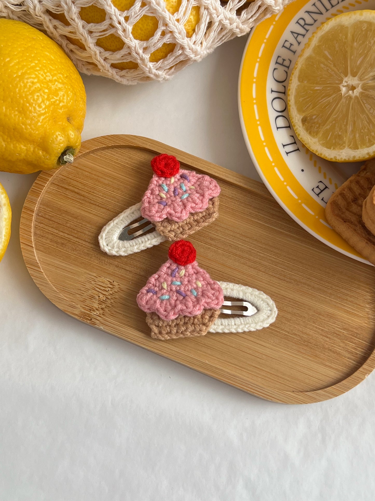 Agrafă 🍒 Cupcake cu Vișina