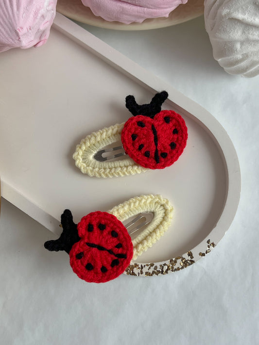 Agrafe Croșetate — Ladybug