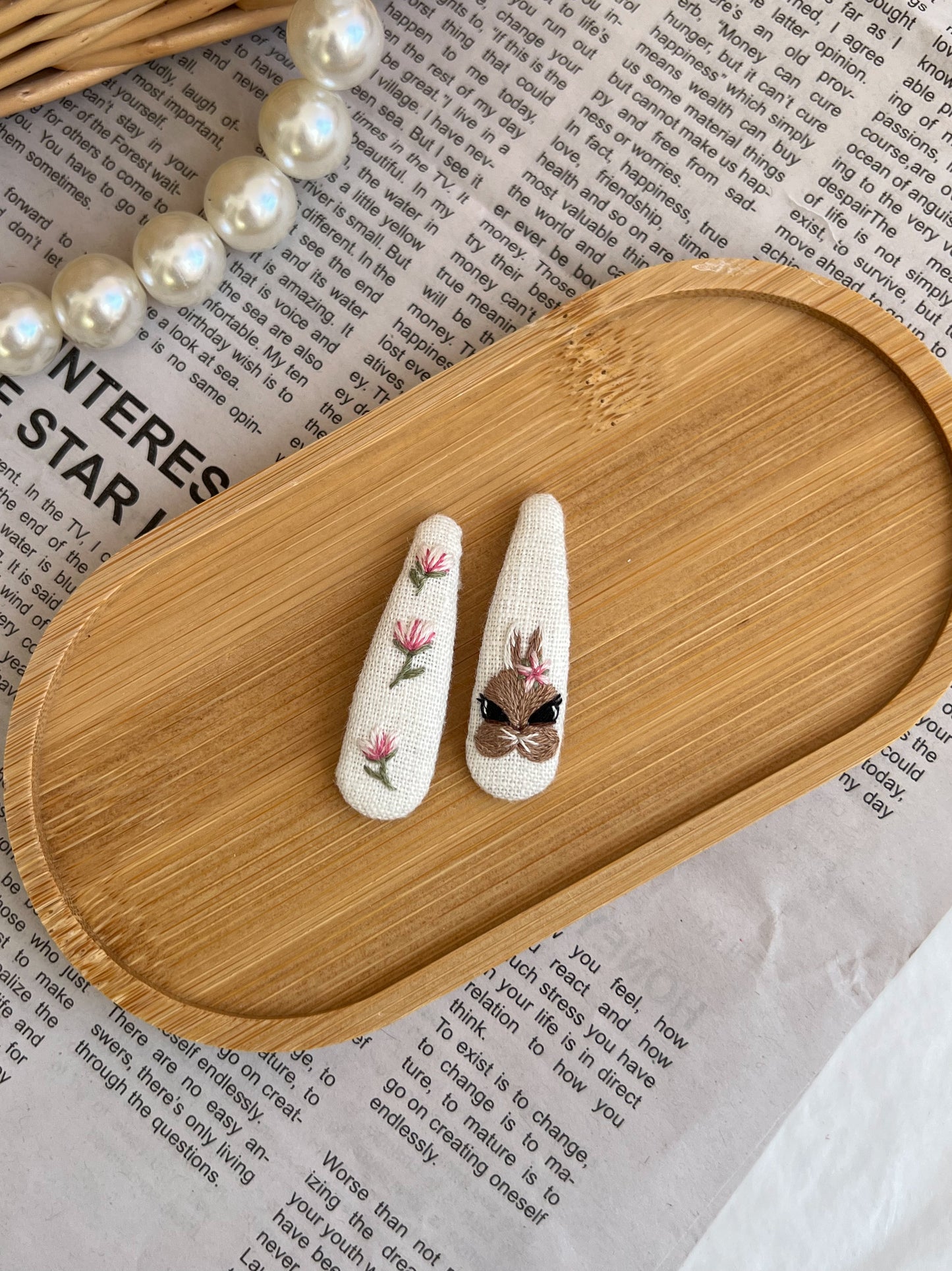 Clamă brodată «Bunny & Bloom»