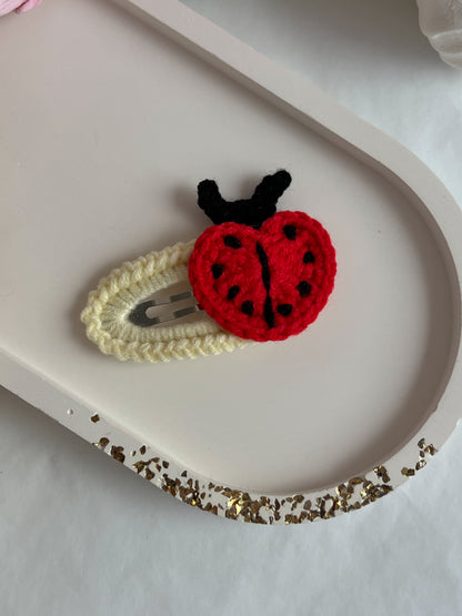 Agrafe Croșetate — Ladybug