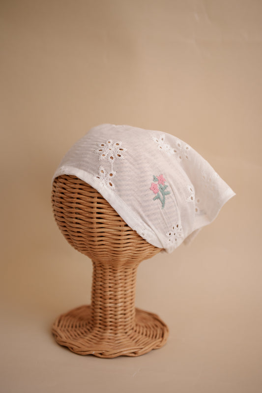 Batistă cu broderie rose