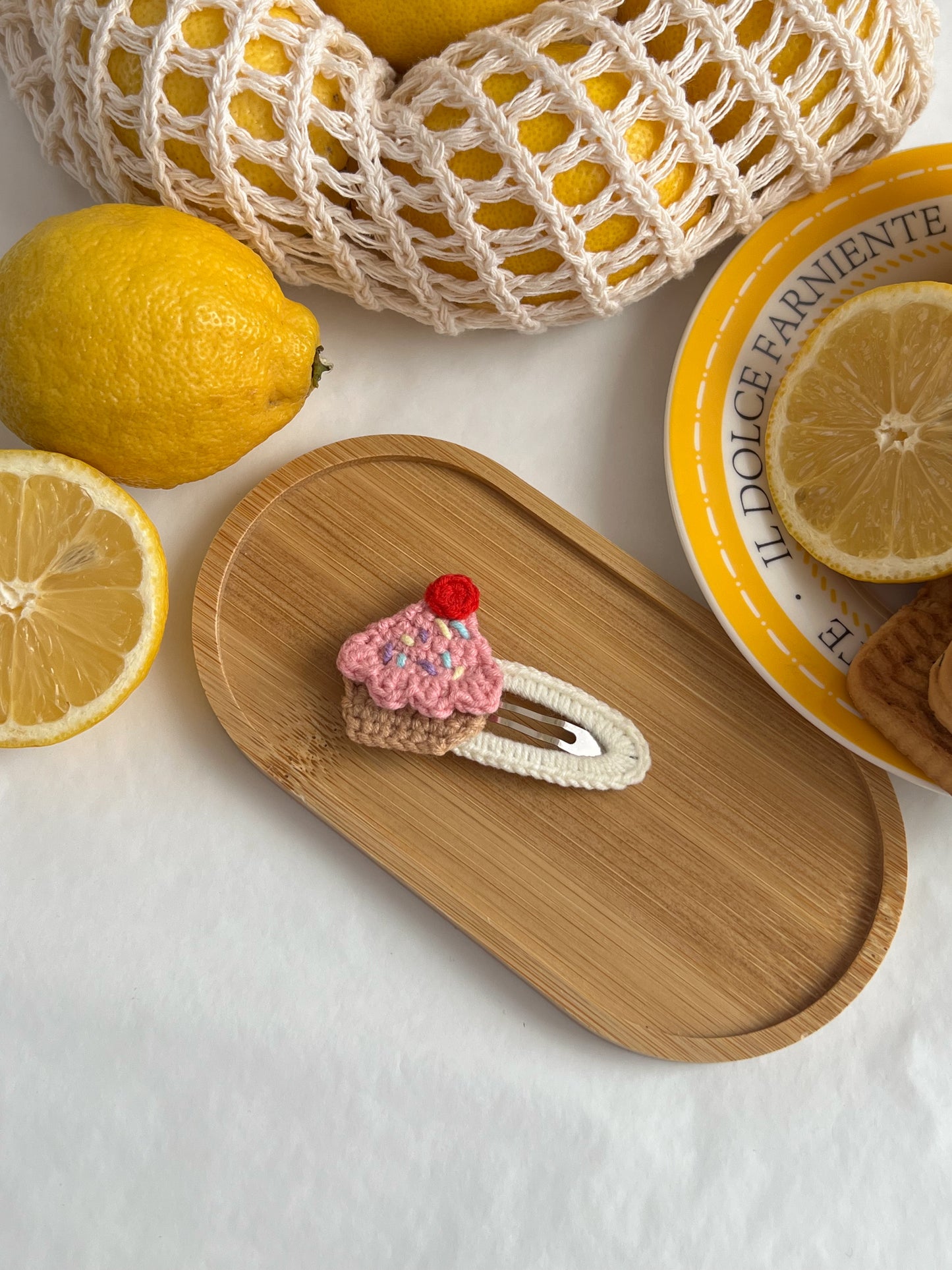 Agrafă 🍒 Cupcake cu Vișina