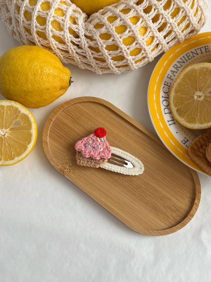 Agrafă 🍒 Cupcake cu Vișina