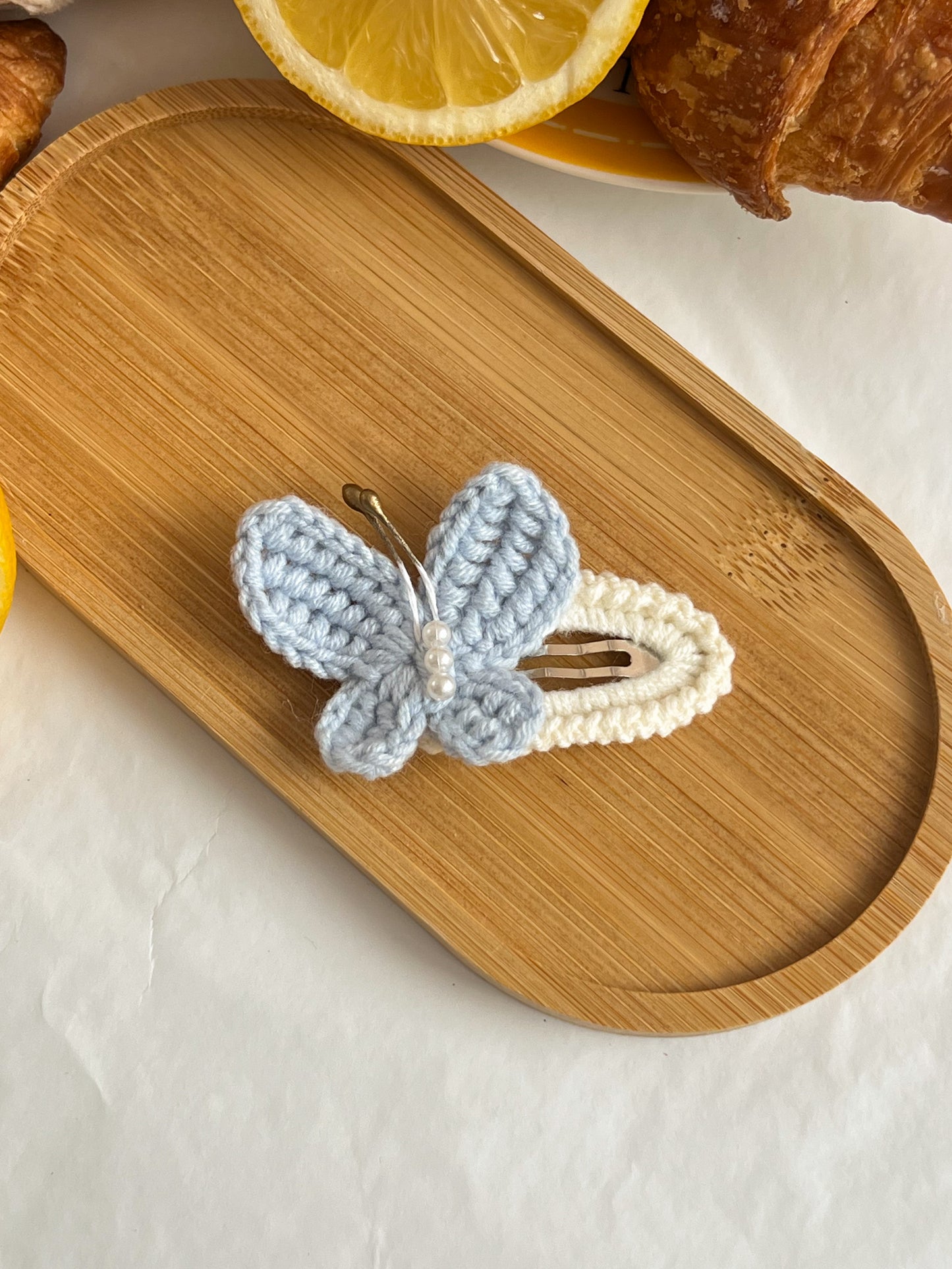 Agrafe Croșetate Butterfly – Bleu & Alb