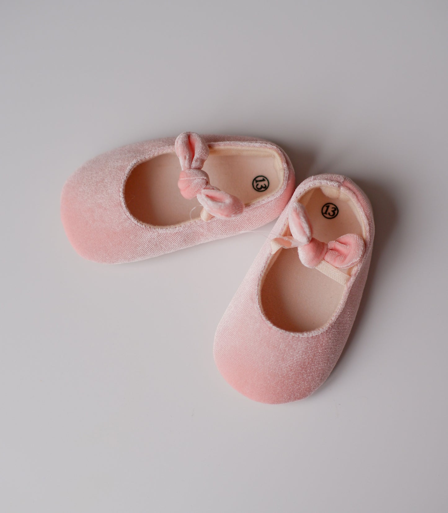 Pantofiori roz cu fundite delicate 12-18 luni