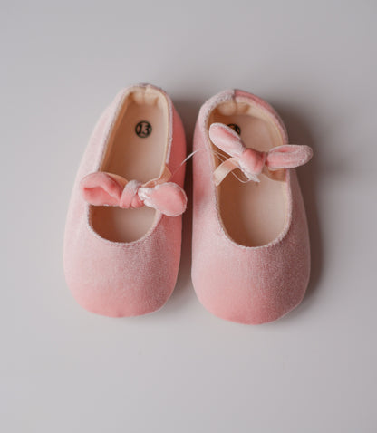 Pantofiori roz cu fundite delicate 12-18 luni