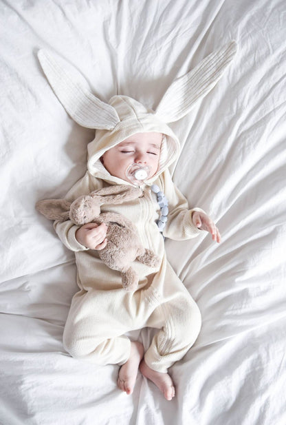 Salopeta pudra - Bunny din bumbac 95% pentru bebelusi