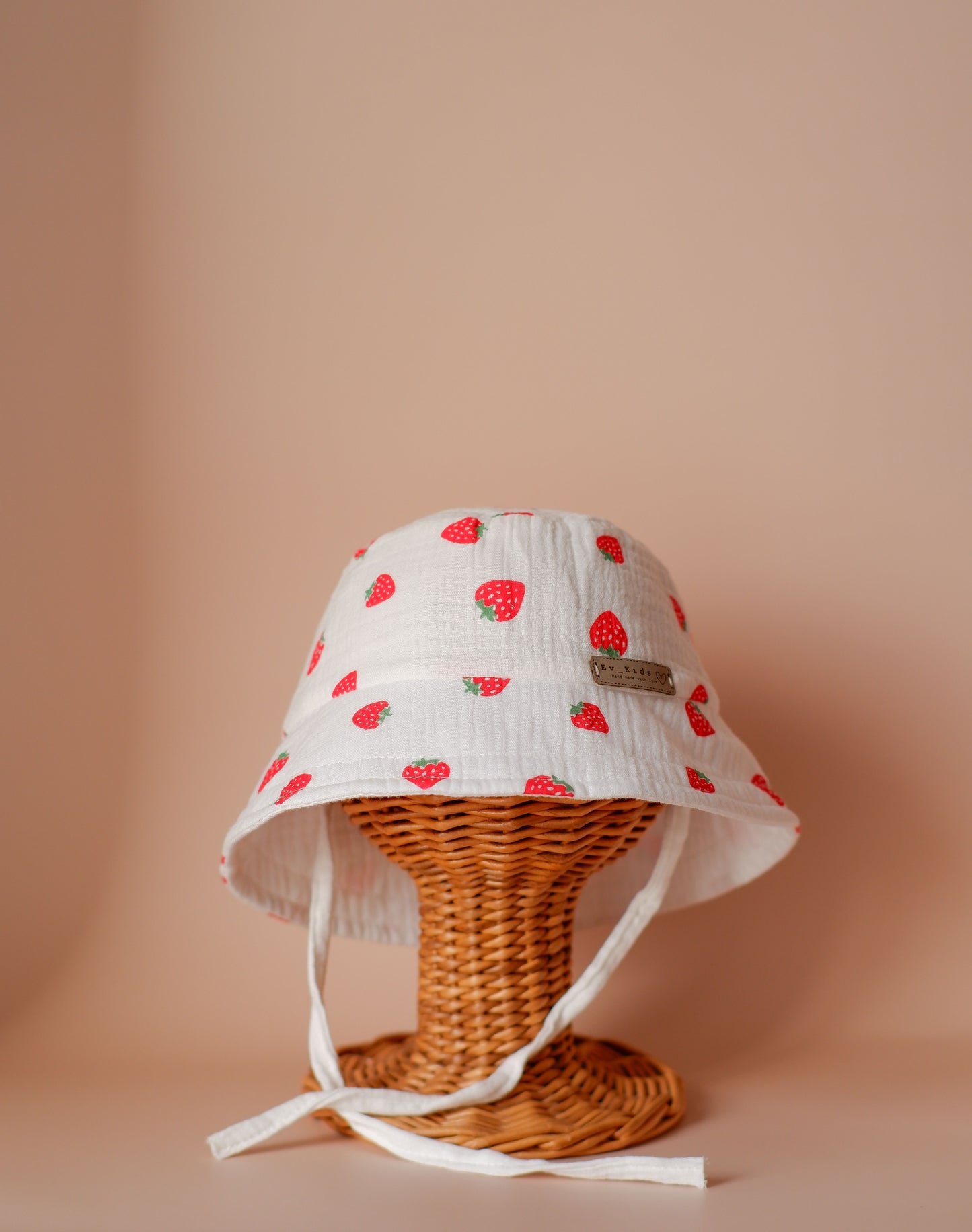 Pălărie "Strawberry Days"