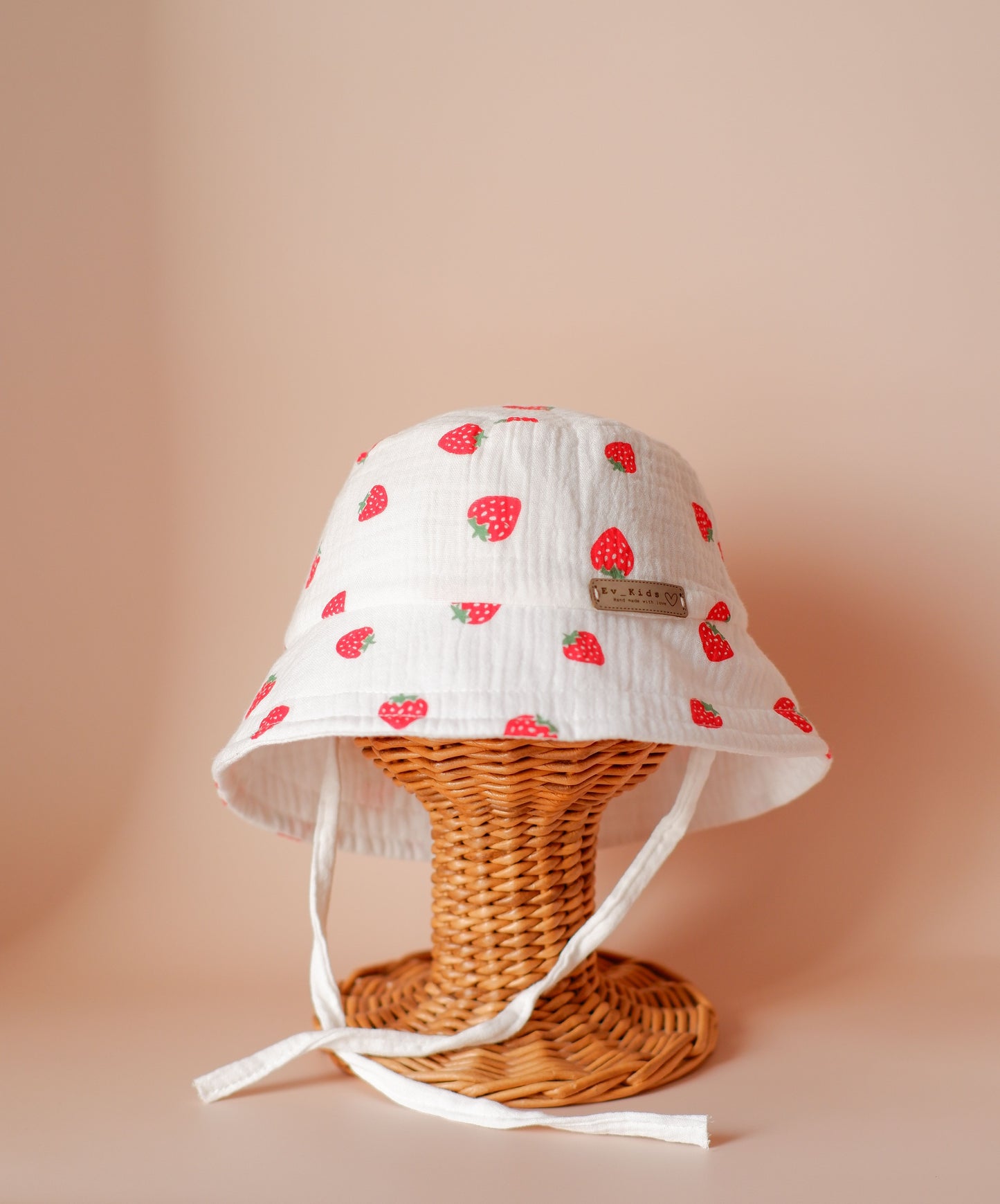 Pălărie "Strawberry Days"