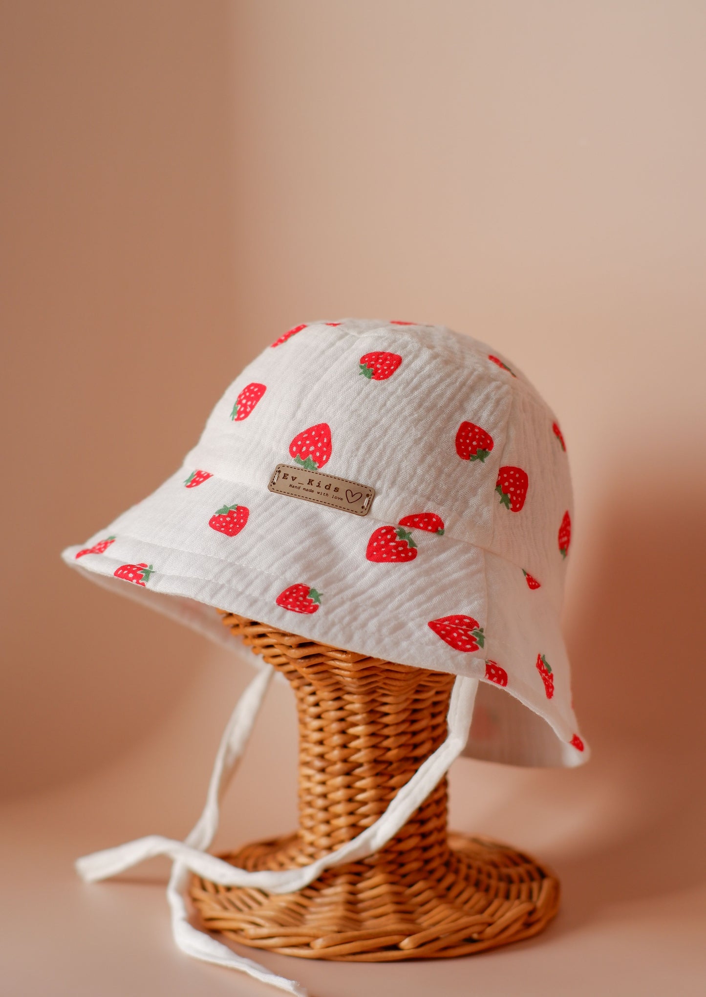 Pălărie "Strawberry Days"