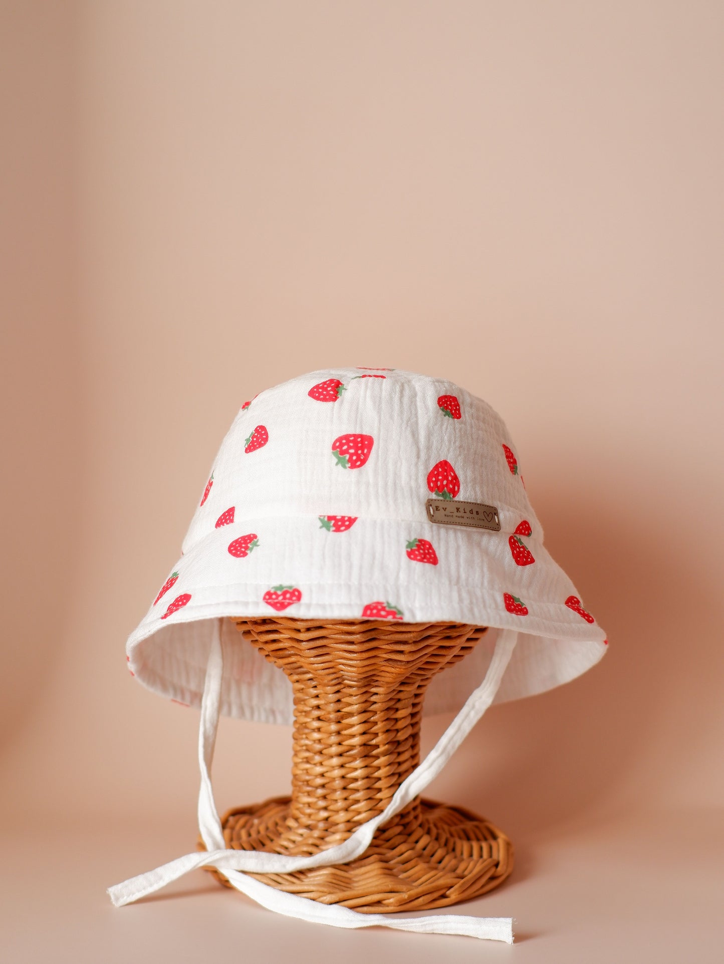 Pălărie "Strawberry Days"