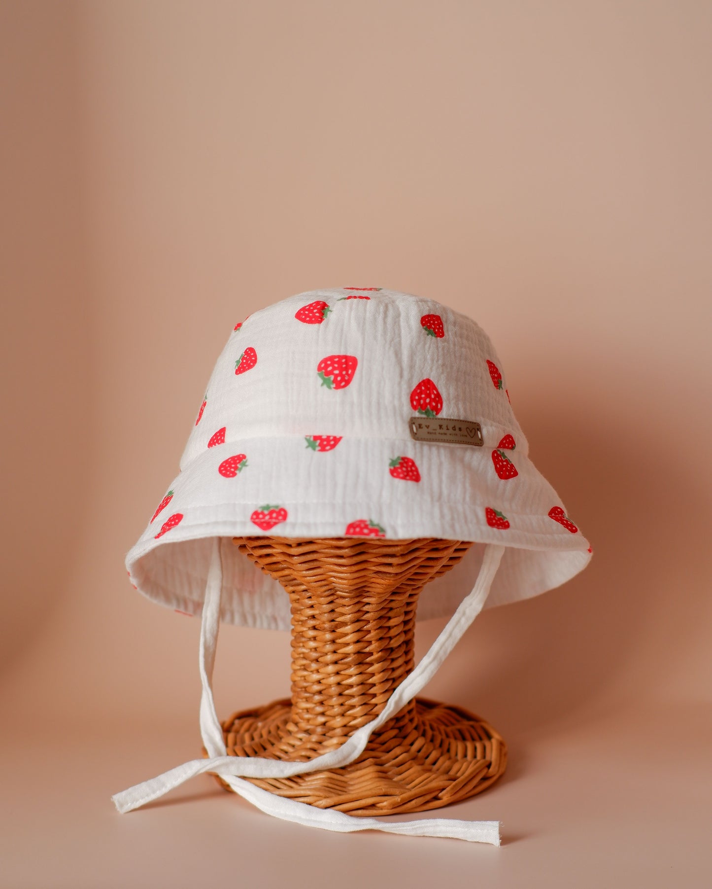 Pălărie "Strawberry Days"