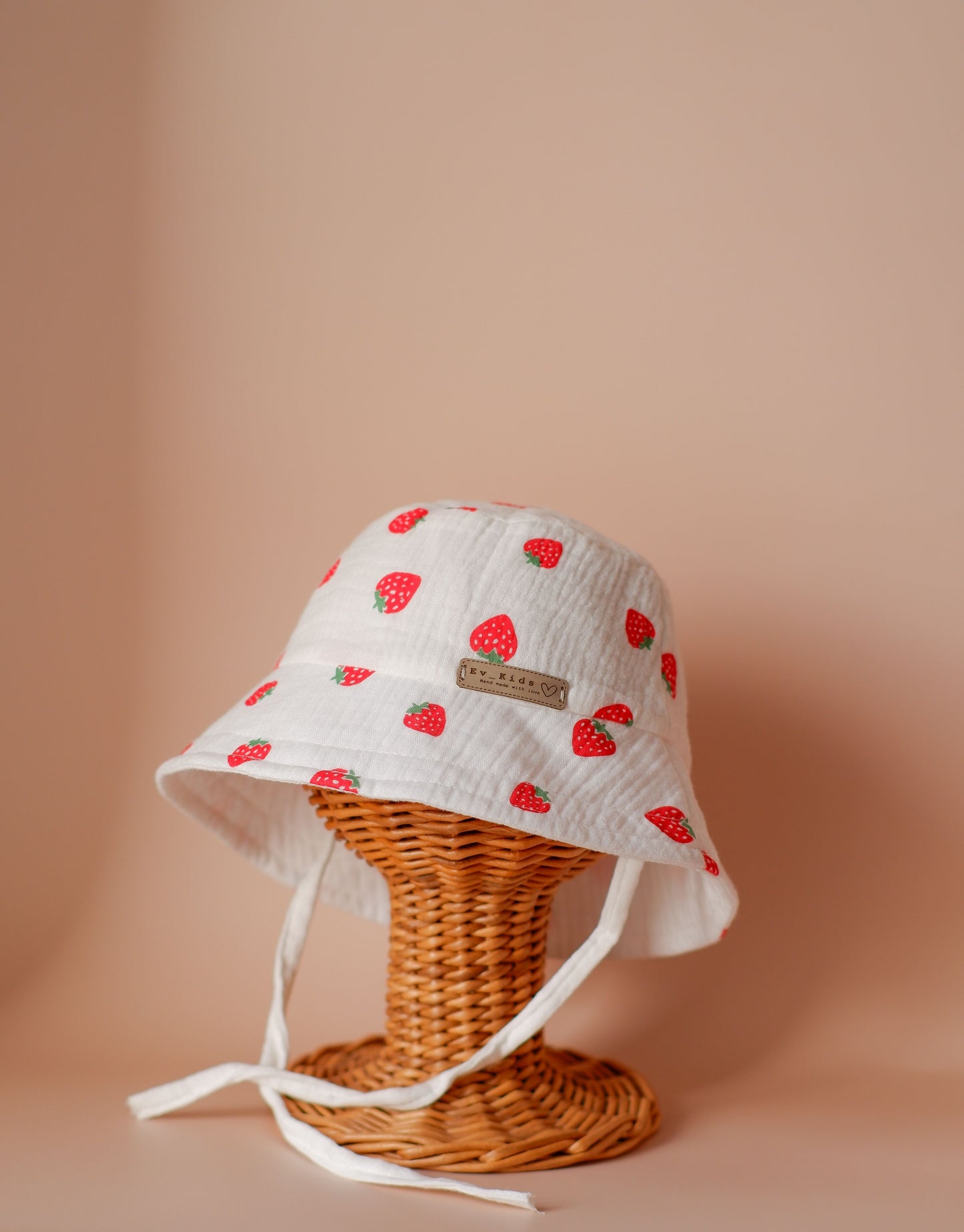 Pălărie "Strawberry Days"