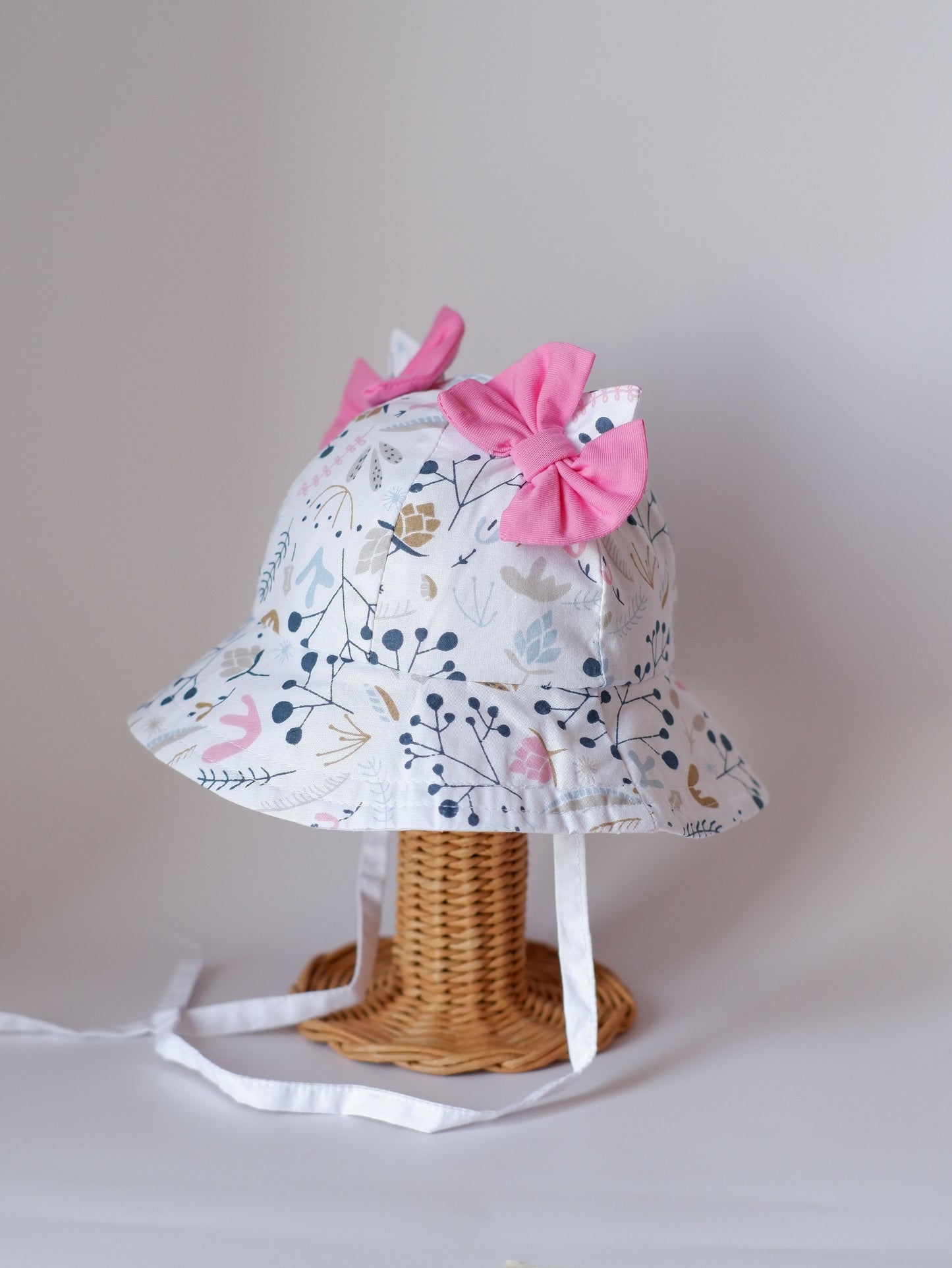 Pălărie "Floral Ears"