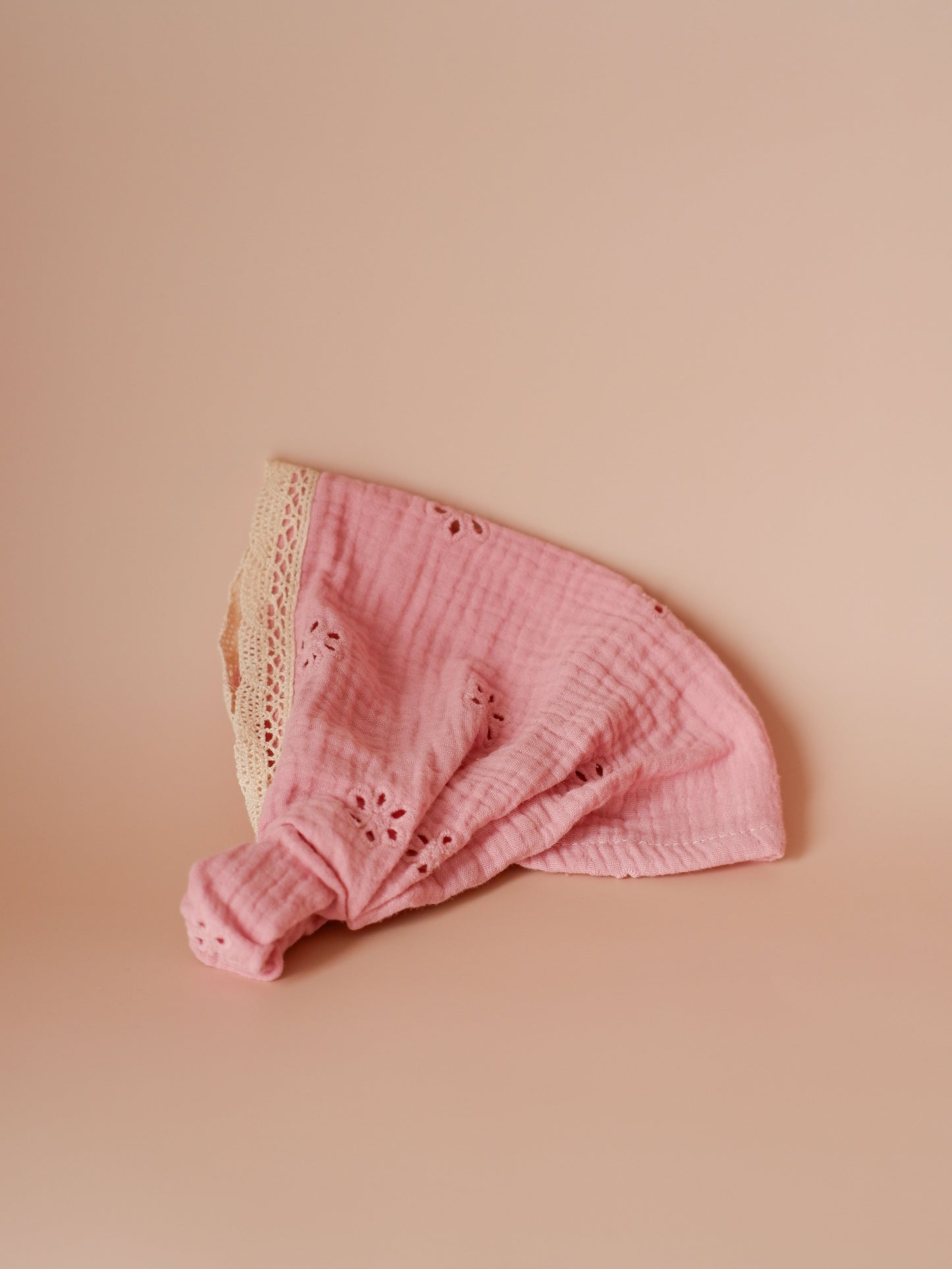 Batista "Blush Petals"