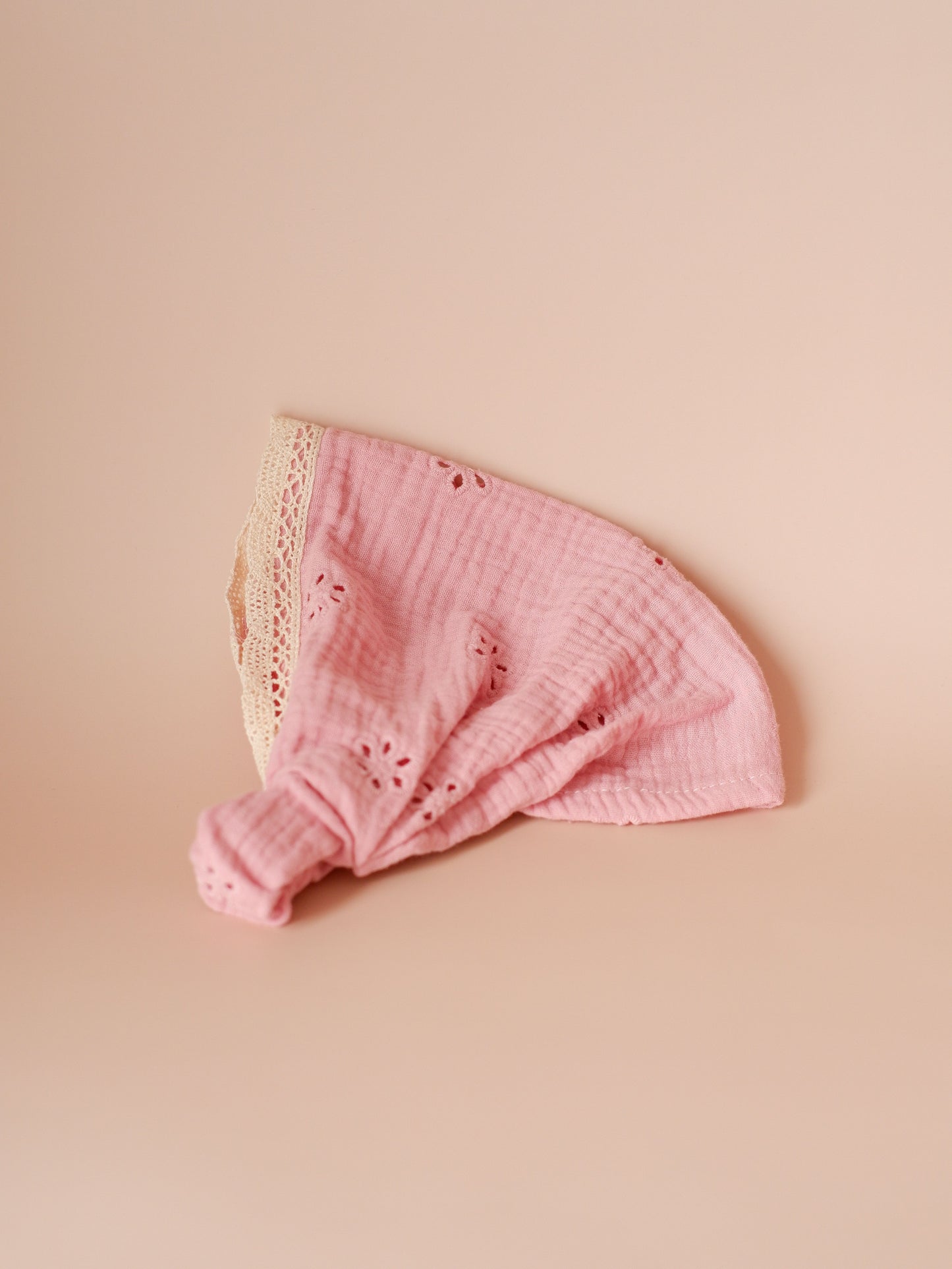 Batista "Blush Petals"