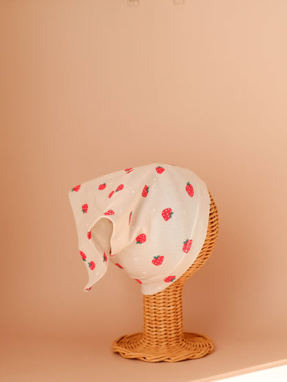 Batistă în colț – Strawberry Cream