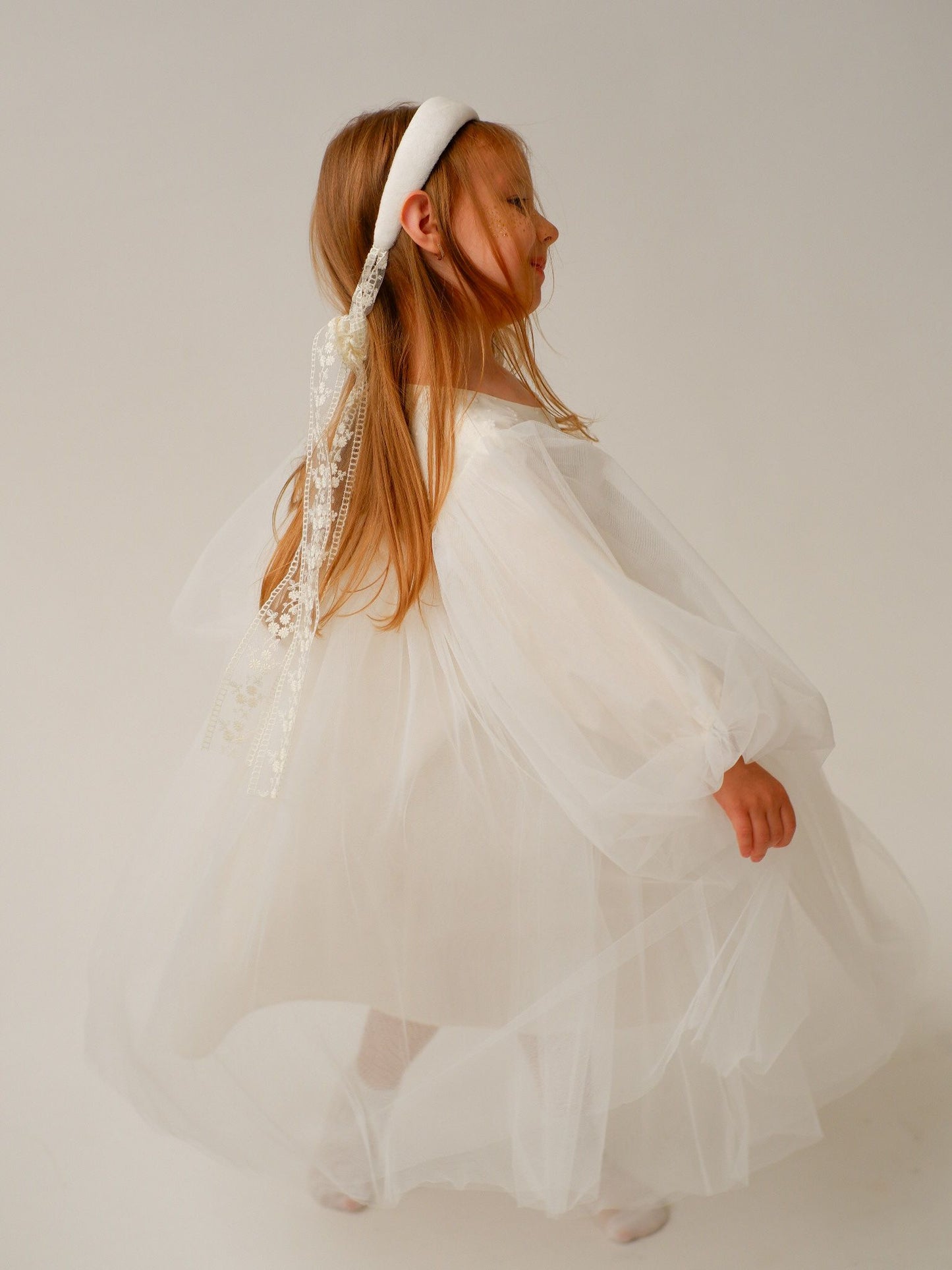 Rochița Amely – Ivory