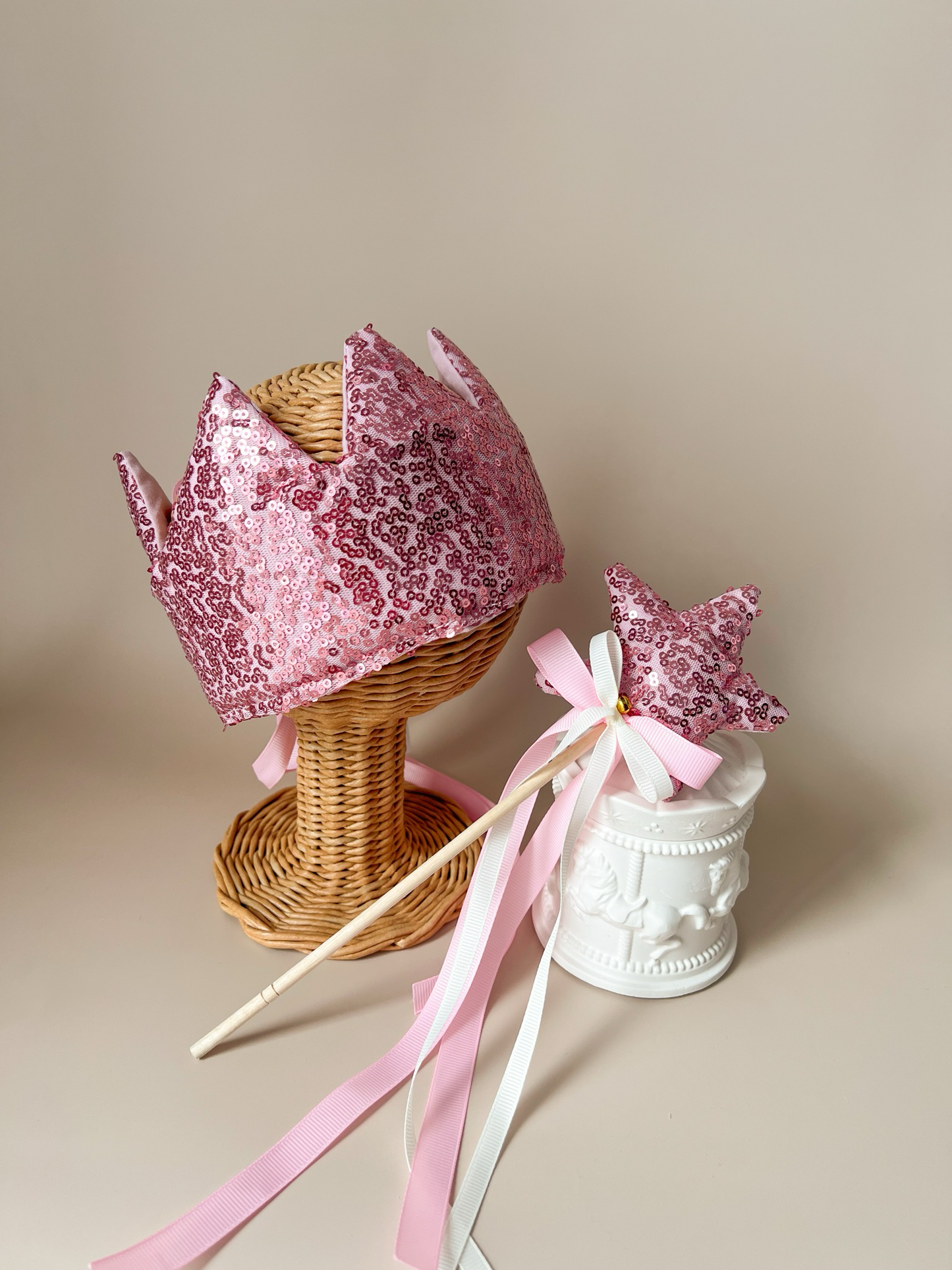 Set aniversar – Coroniță & Baghetă Pink Star