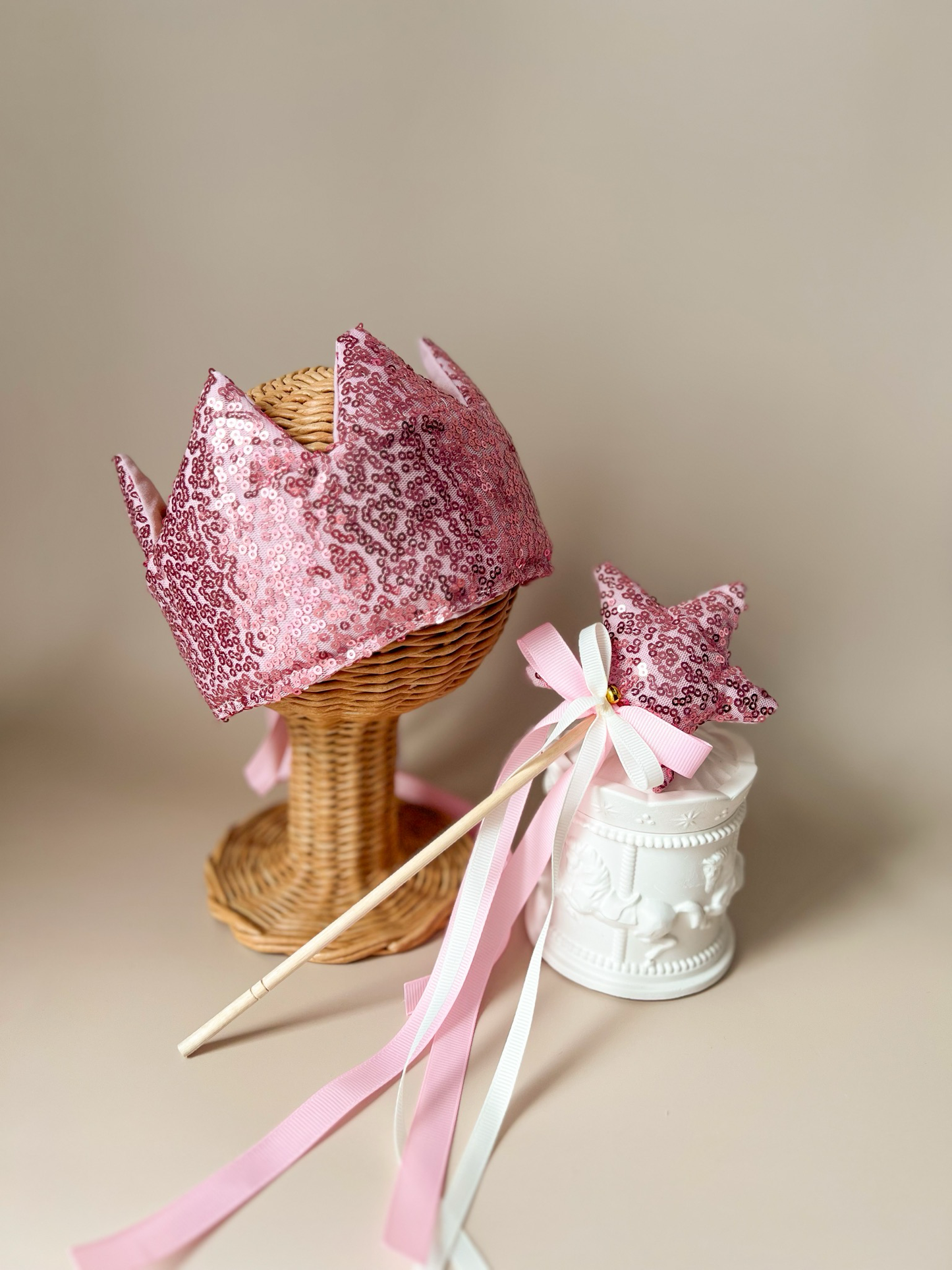 Set aniversar – Coroniță & Baghetă Pink Star