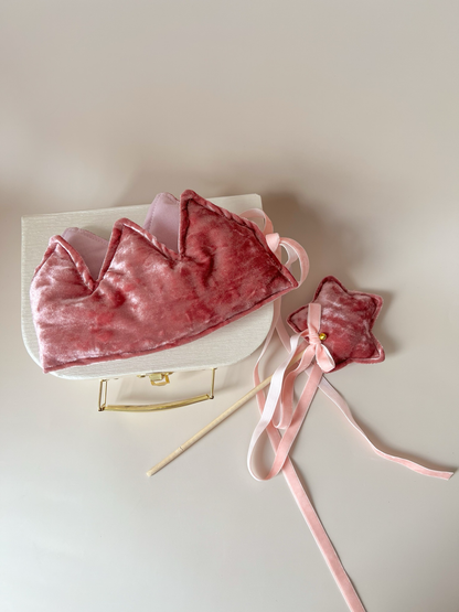 Set aniversar – Coroniță & Baghetă Velvet Rose