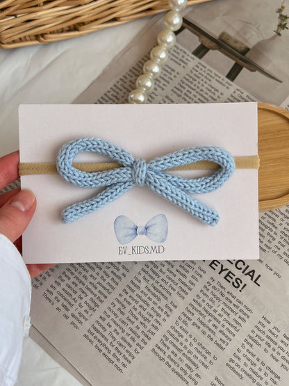 Bentiță pe elastic – Fundiță albastru baby