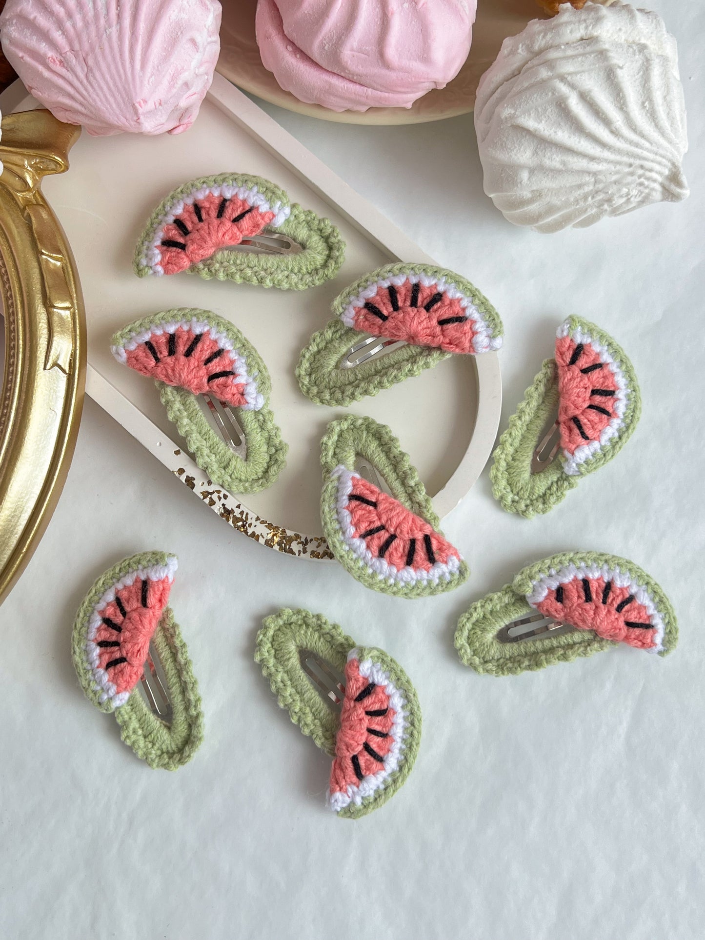 Agrafe „Watermelon Sage” — croșetate