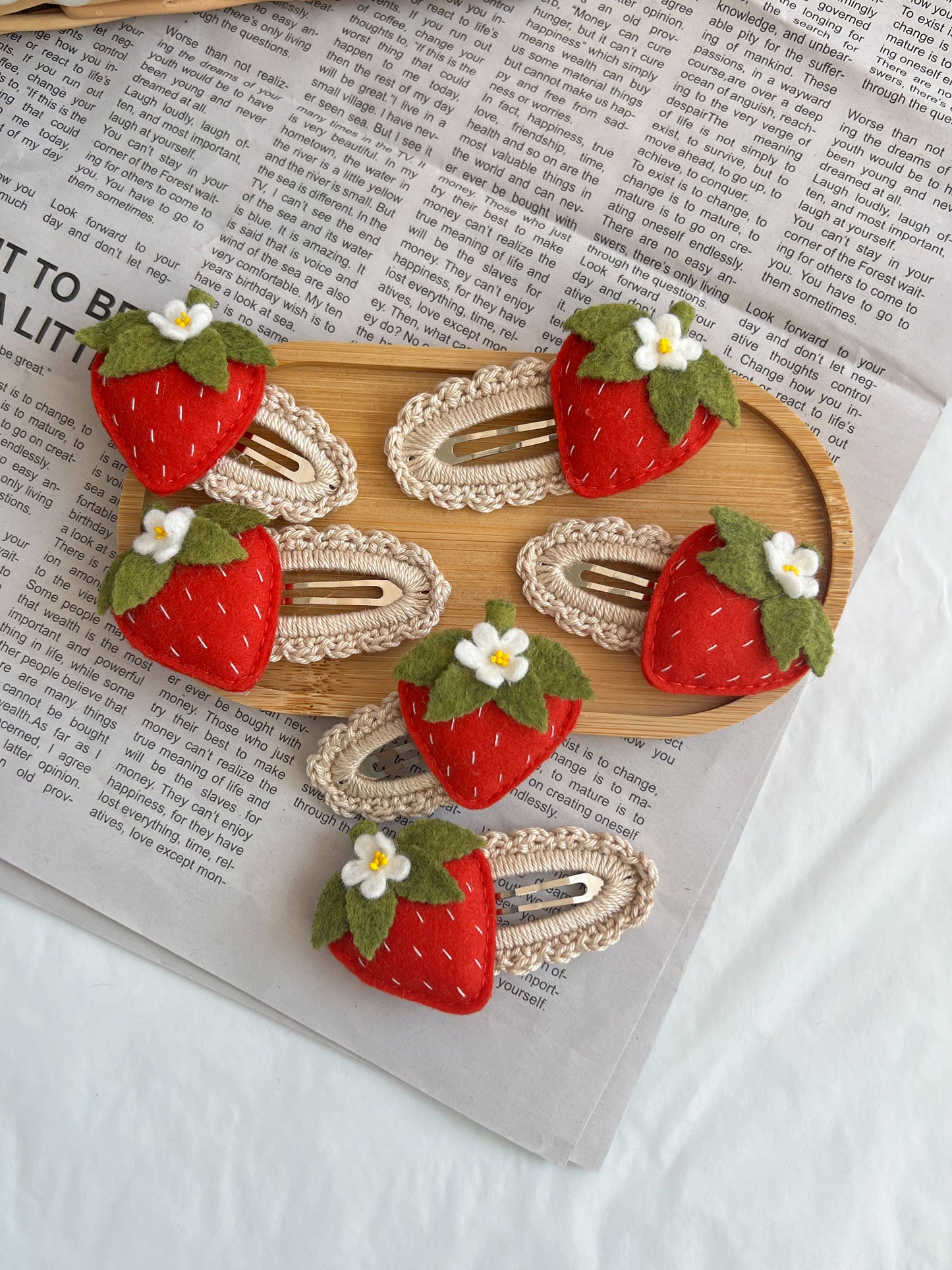 Agrafe Croșetate — Strawberry