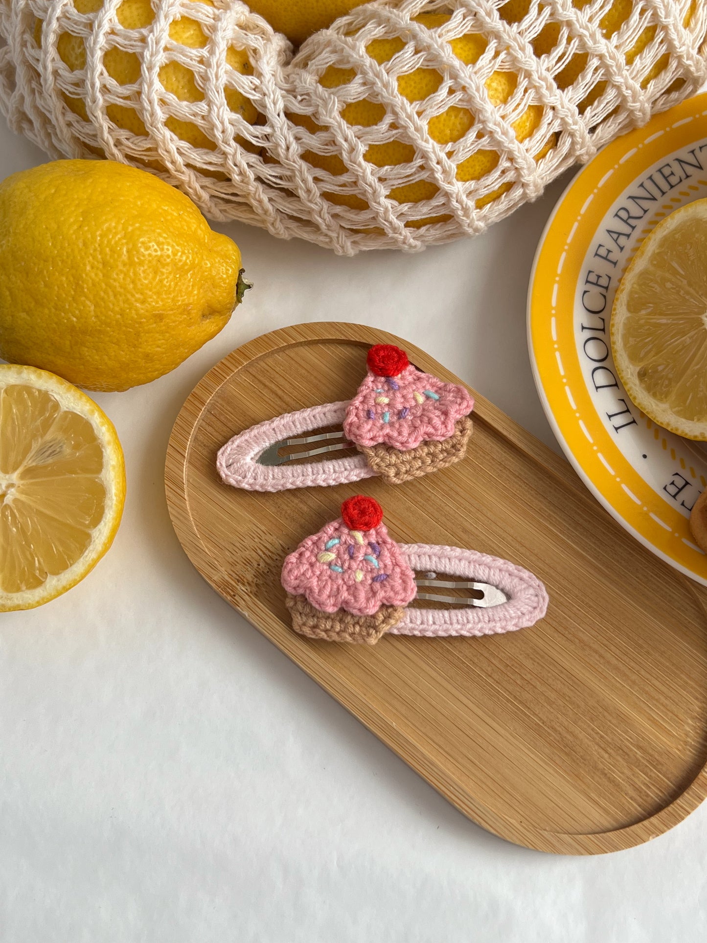 Agrafă 🍒 Cupcake cu Vișina