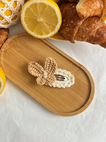 Agrafe Croșetate Butterfly – Caramel & Crem