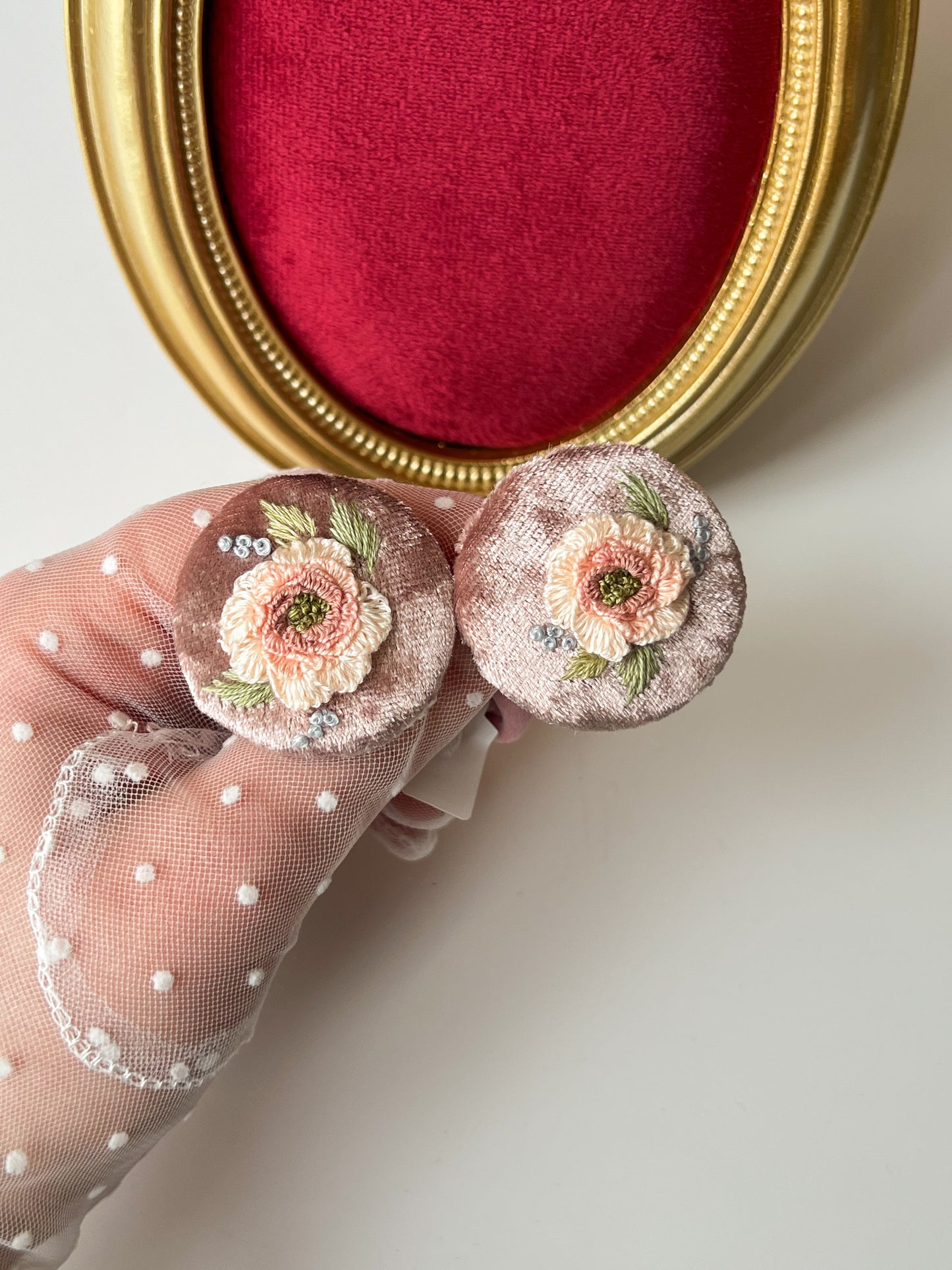 Bloom — Elastice cu broderie manuală
