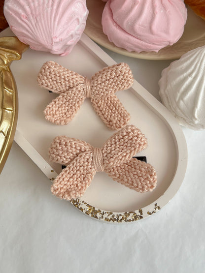 Fundița Pastel — Agrafă Croșetată