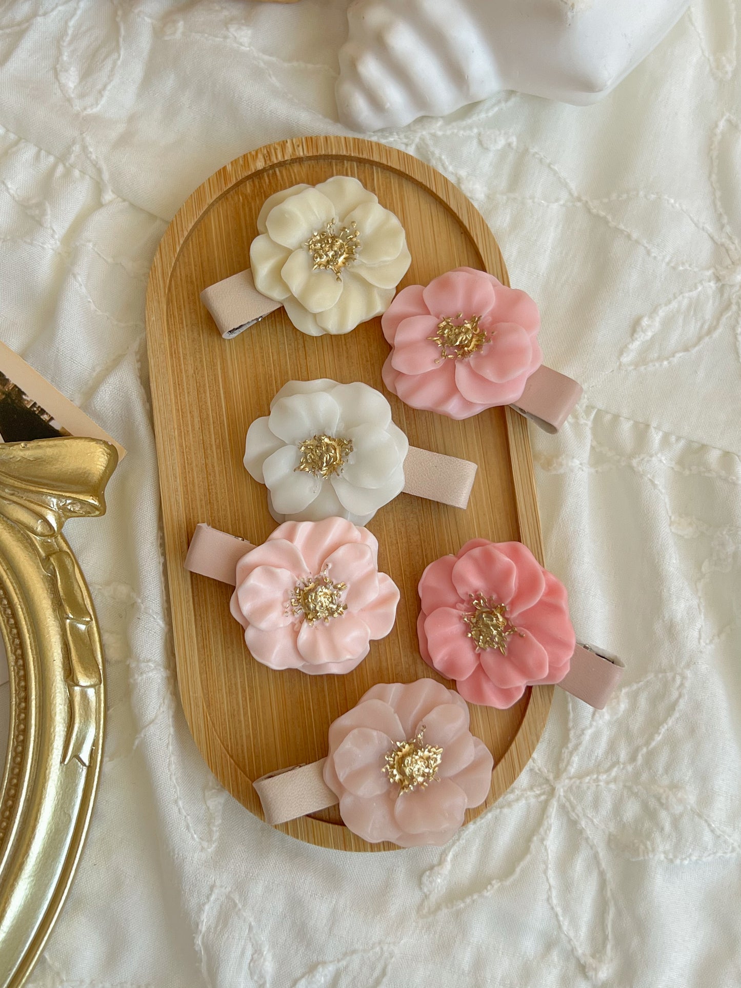 Agrafe 🌸 Camellia Satin
