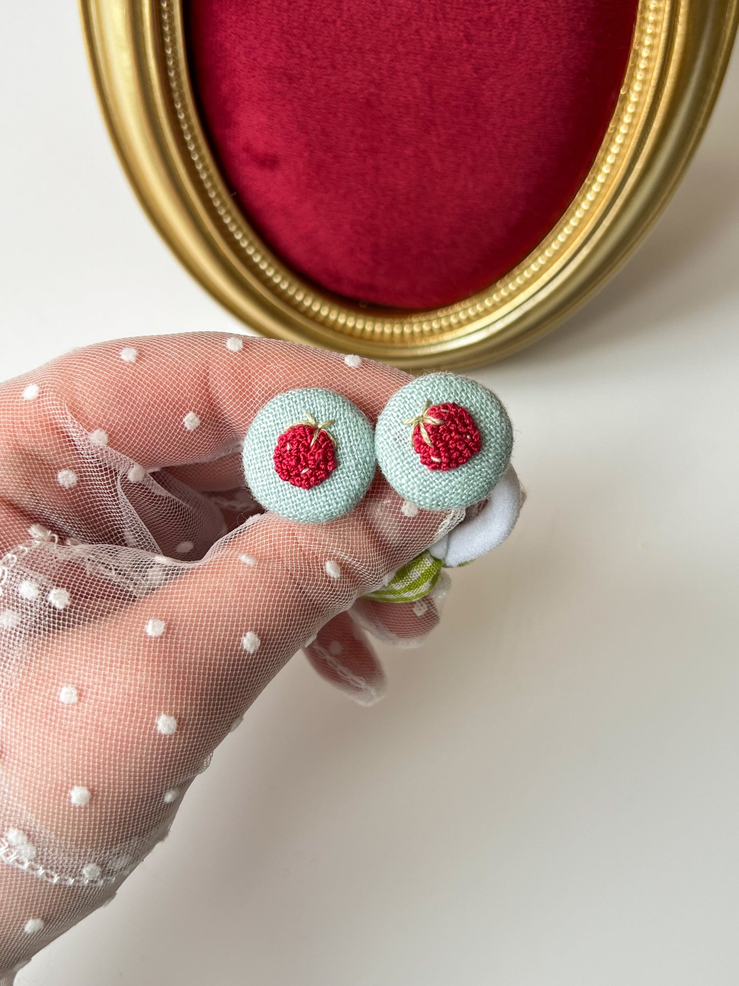 Sweet Raspberry — Elastice cu broderie manuală