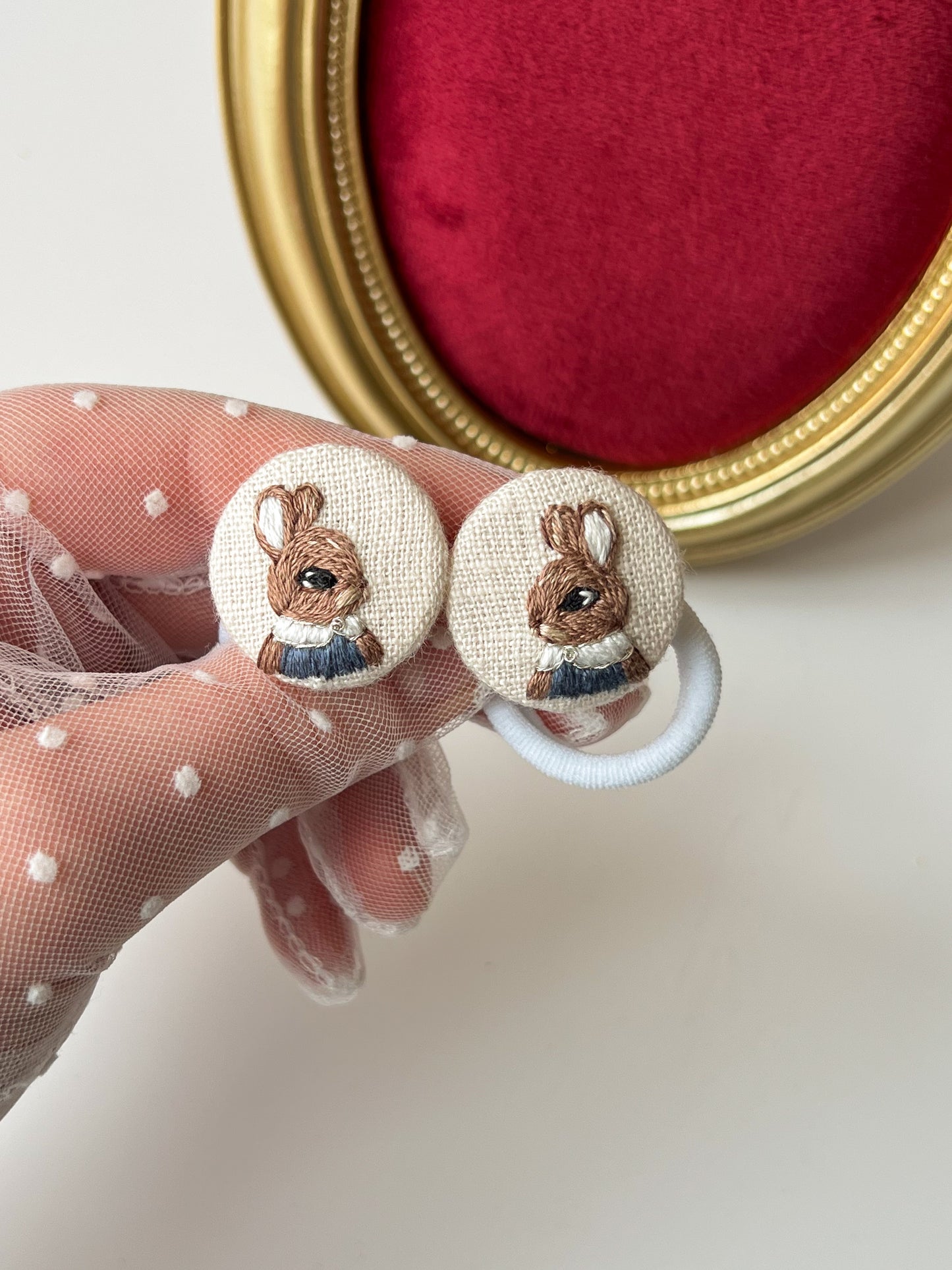 Little Bunny Blue — Elastice cu broderie manuală