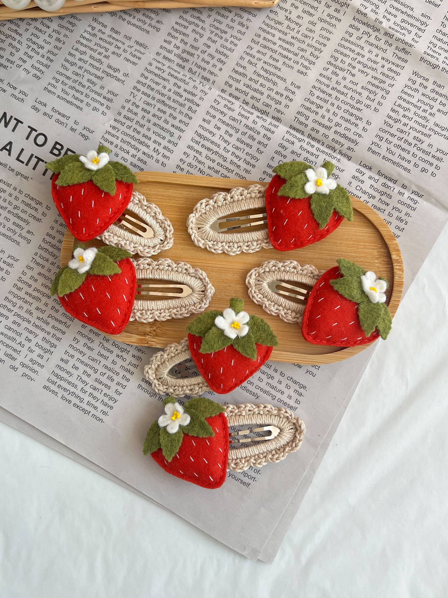 Agrafe Croșetate — Strawberry