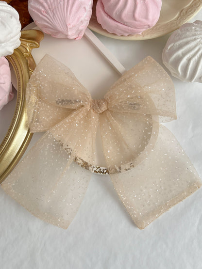 Clama cu Fundita - Champagne Tulle