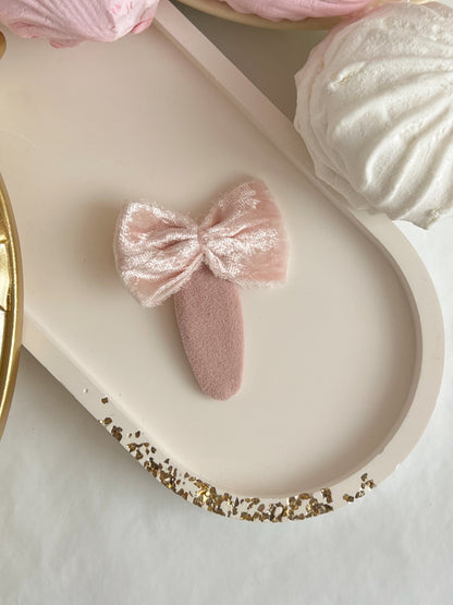 Clame „Velvet Bow”
