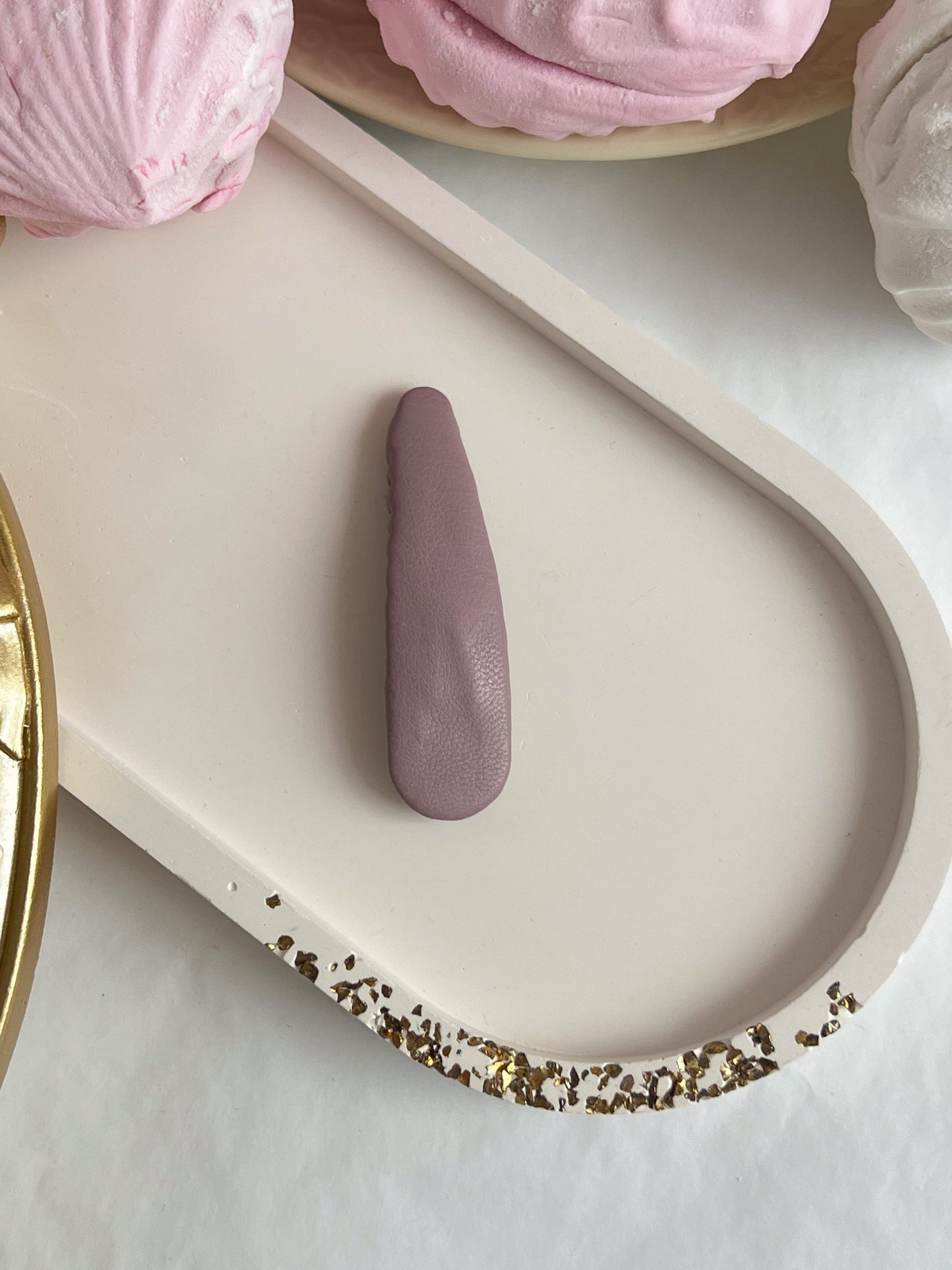 Pearl & Mauve — Agrafe Lungi