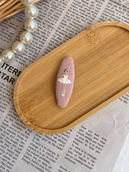 Clamă brodată «Ballerina Pastel»