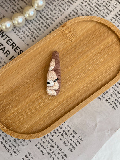 Clamă brodată «Bunny»