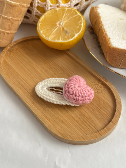 Set de Accesorii Croșetate - Inimi Caramel