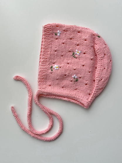 Căciuliță cu broderie manuală