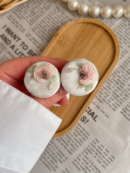 Set clame 🤍 Soft Peony