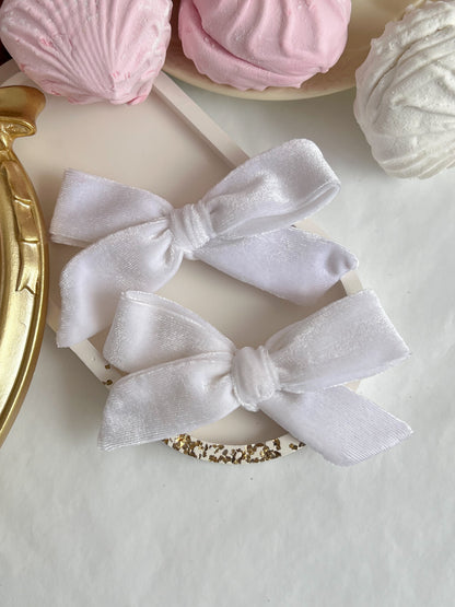 Clama Mica cu Fundita - White Velvet