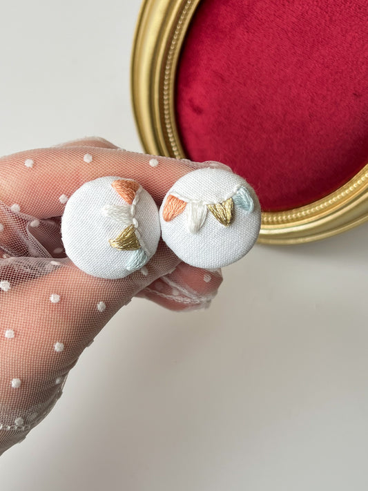 Party Flags — Elastice cu broderie manuală