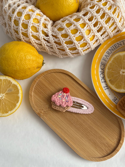 Agrafă 🍒 Cupcake cu Vișina