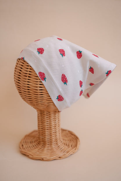 Batistă în colț – Strawberry Cream