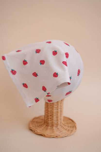 Batistă în colț – Strawberry Cream