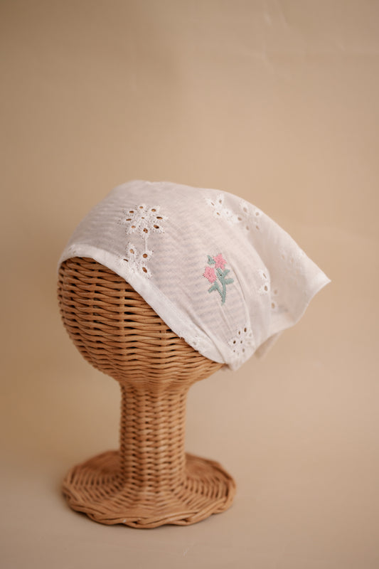 Batistă cu broderie rose